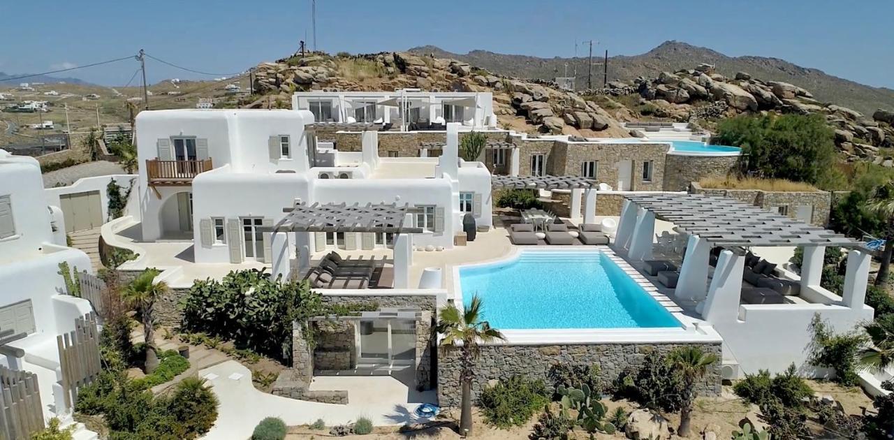 Diles Villas & Suites Mykonos Tourlos Exterior photo