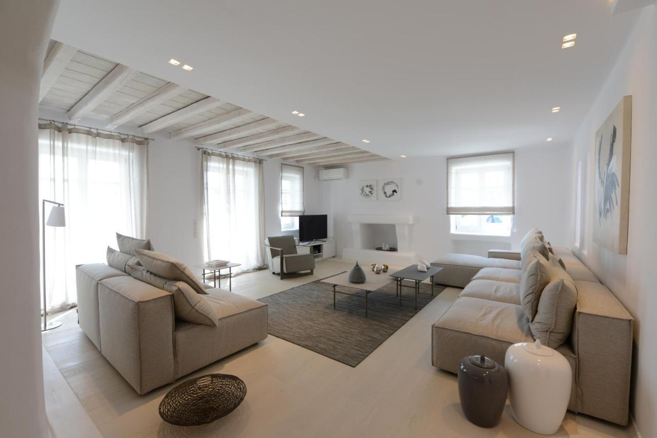 Diles Villas & Suites Mykonos Tourlos Exterior photo